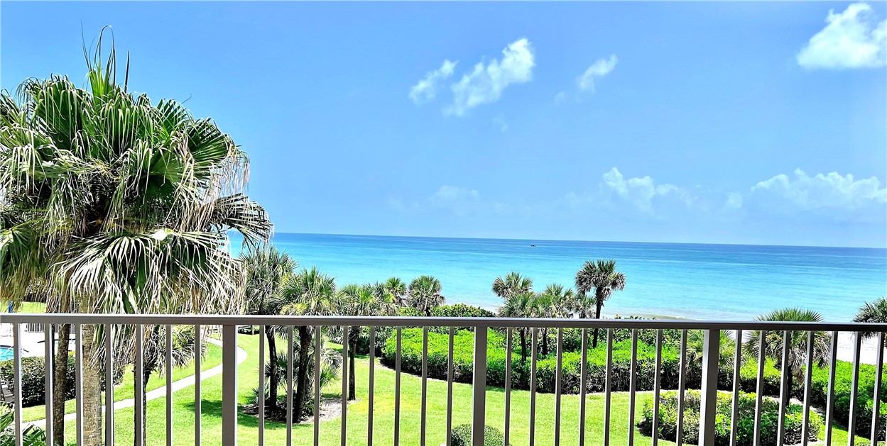 8866 N Sea Oaks Way 203