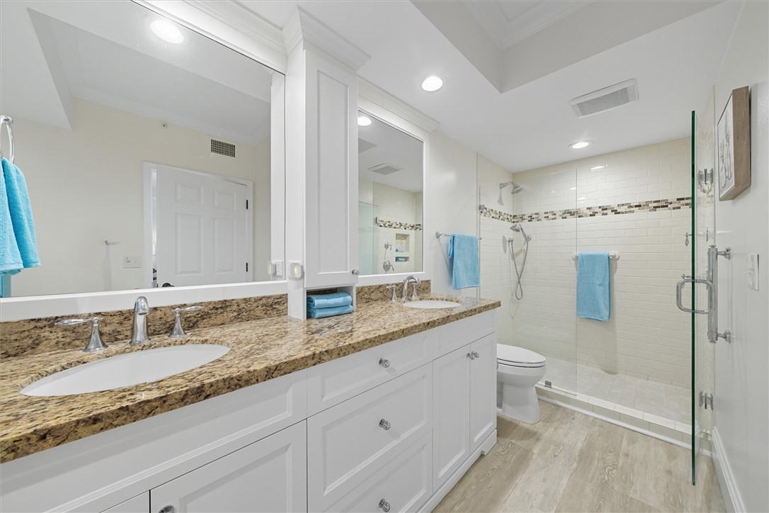 8866 N Sea Oaks Way 203