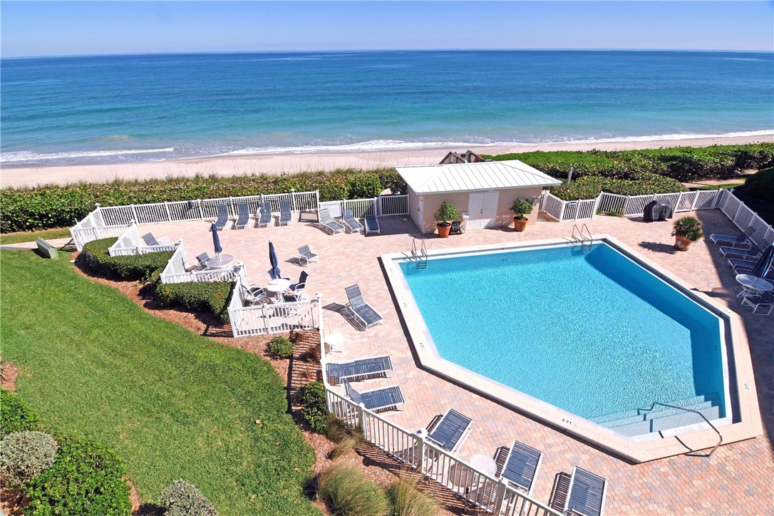 8840 S Sea Oaks Way 103