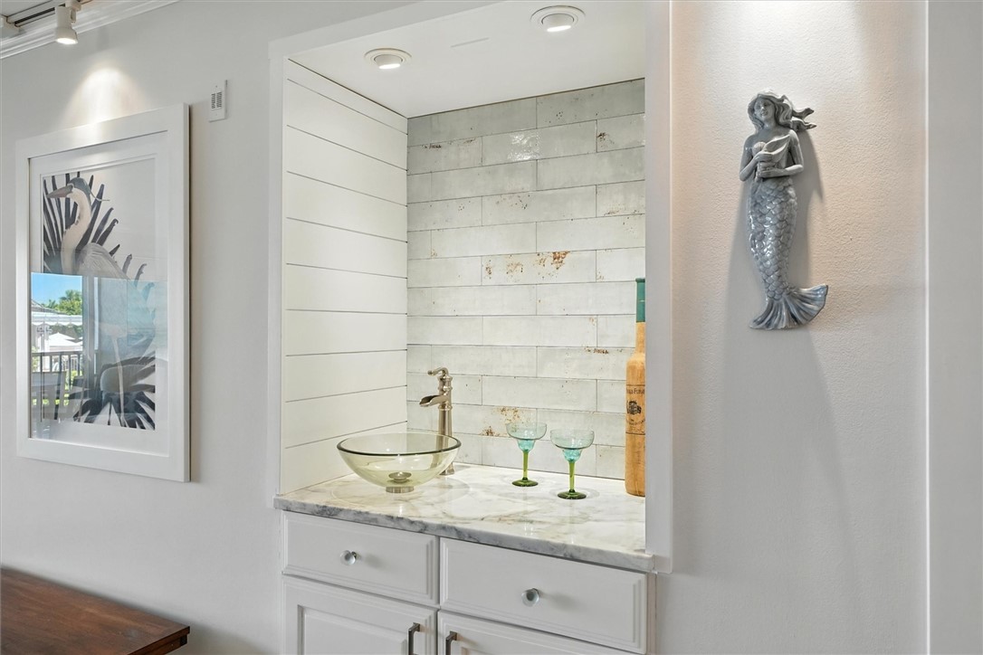 8840 S Sea Oaks Way 103