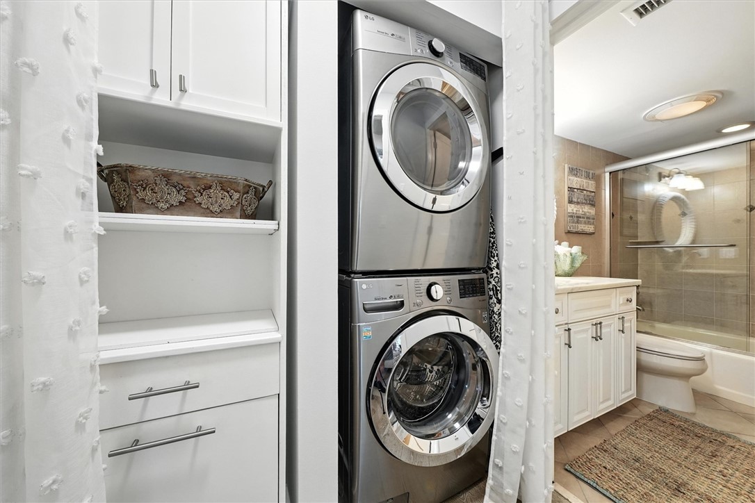 8840 S Sea Oaks Way 103