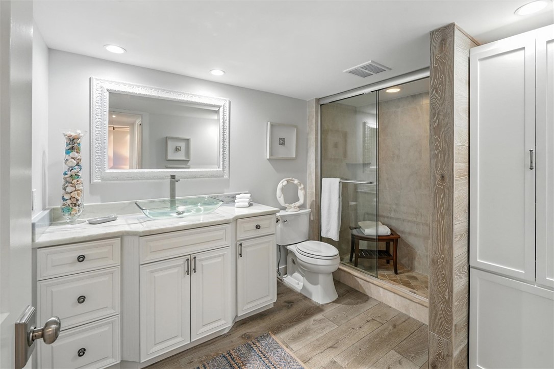 8840 S Sea Oaks Way 103