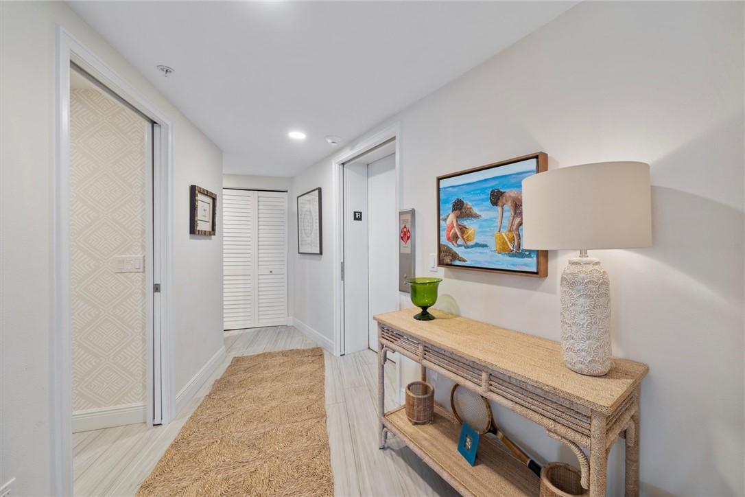 8820 S Sea Oaks Way 202