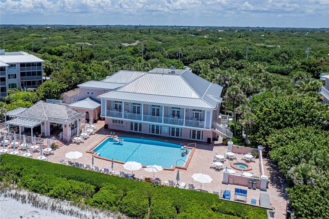 8820 S Sea Oaks Way 202