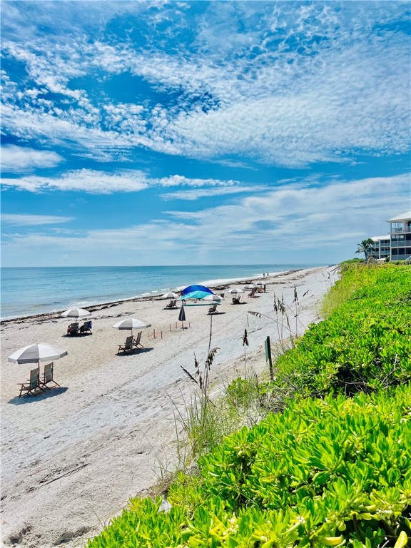 8824 S Sea Oaks Way 102