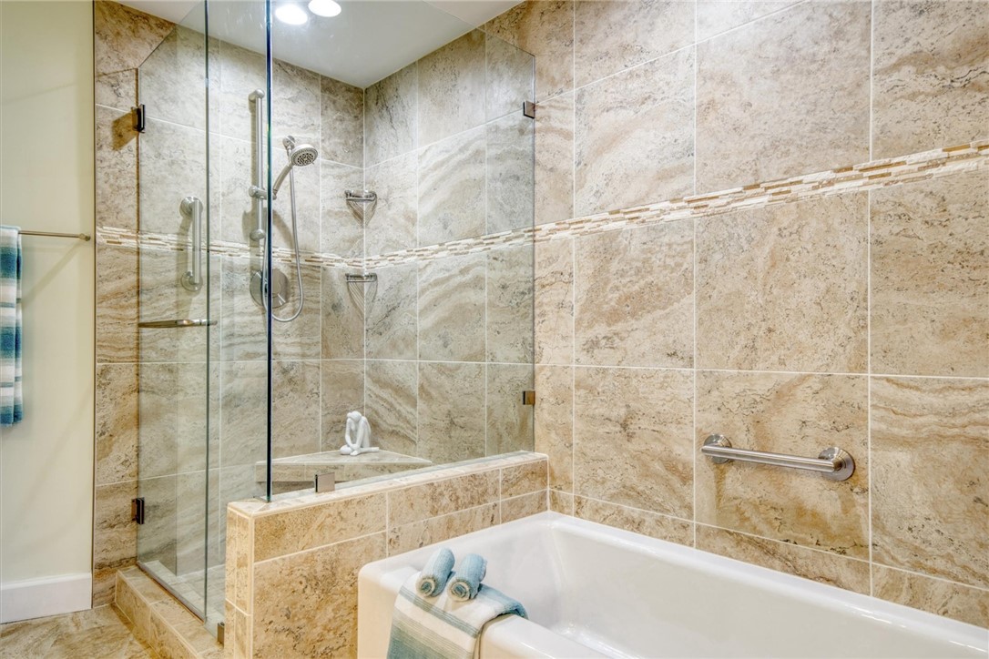 8824 S Sea Oaks Way 102