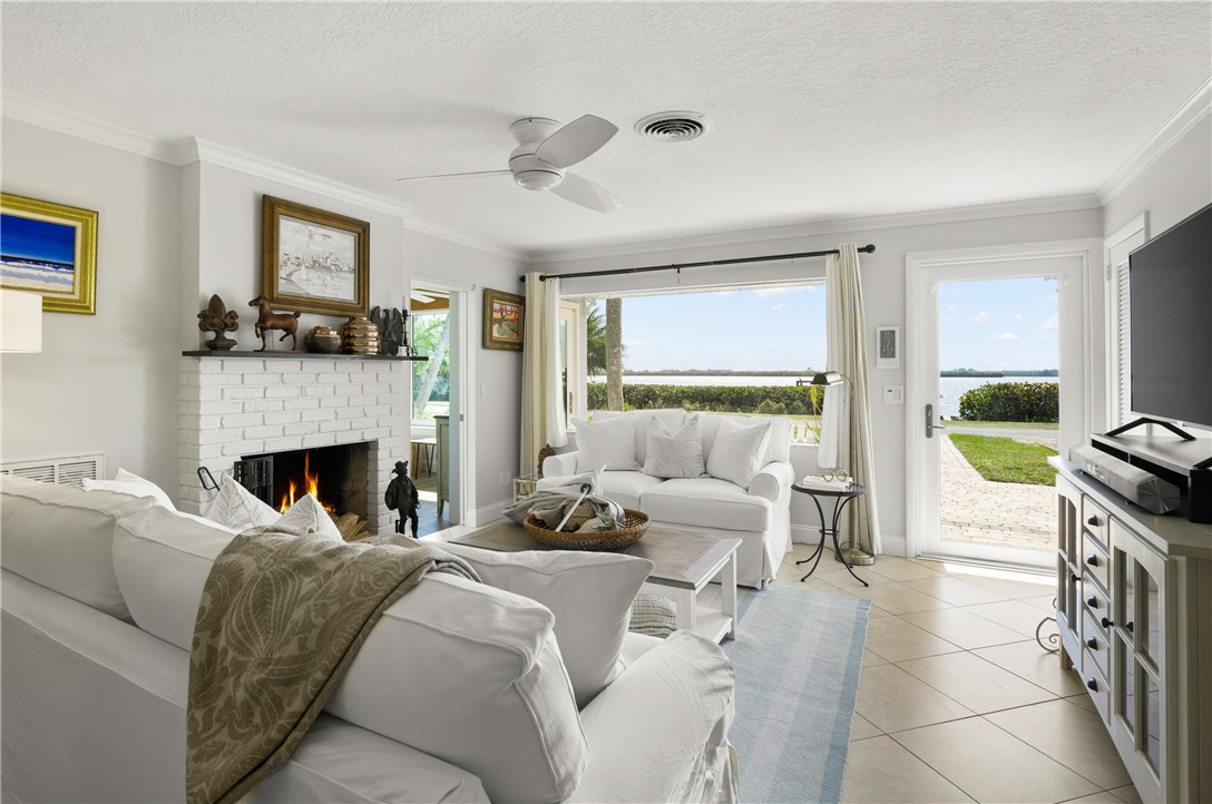 226 Indian River Drive