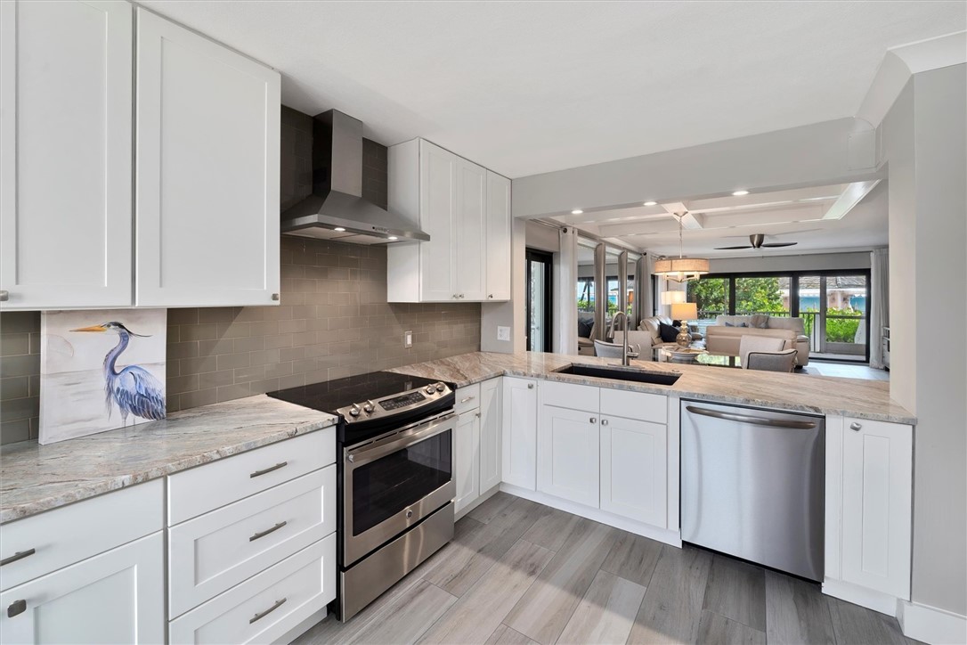 8840 S Sea Oaks Way 101