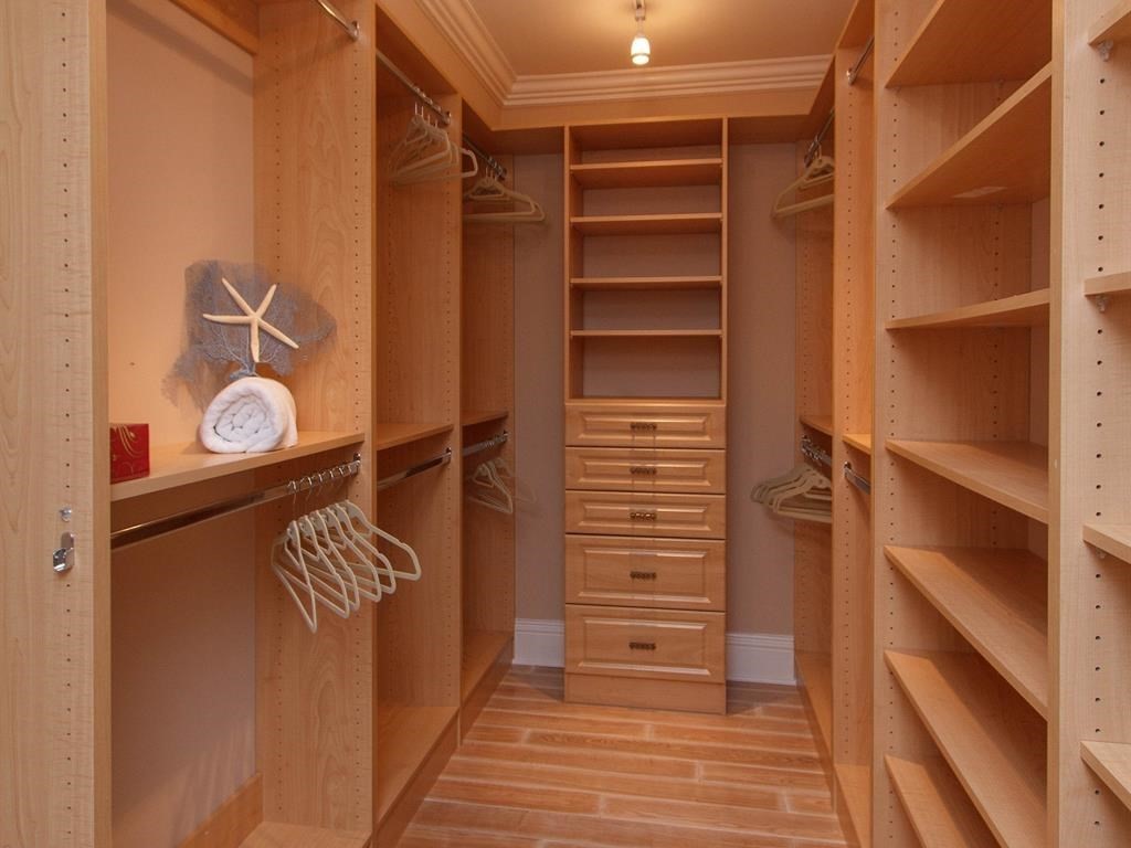 8840 S Sea Oaks Way 203