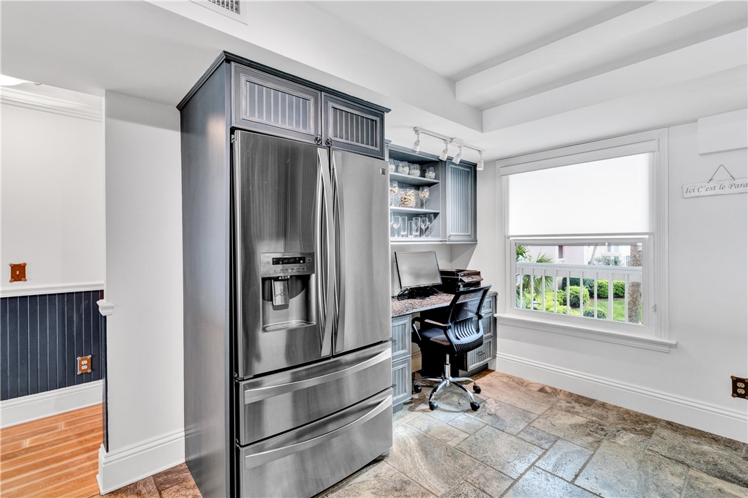 8840 S Sea Oaks Way 203