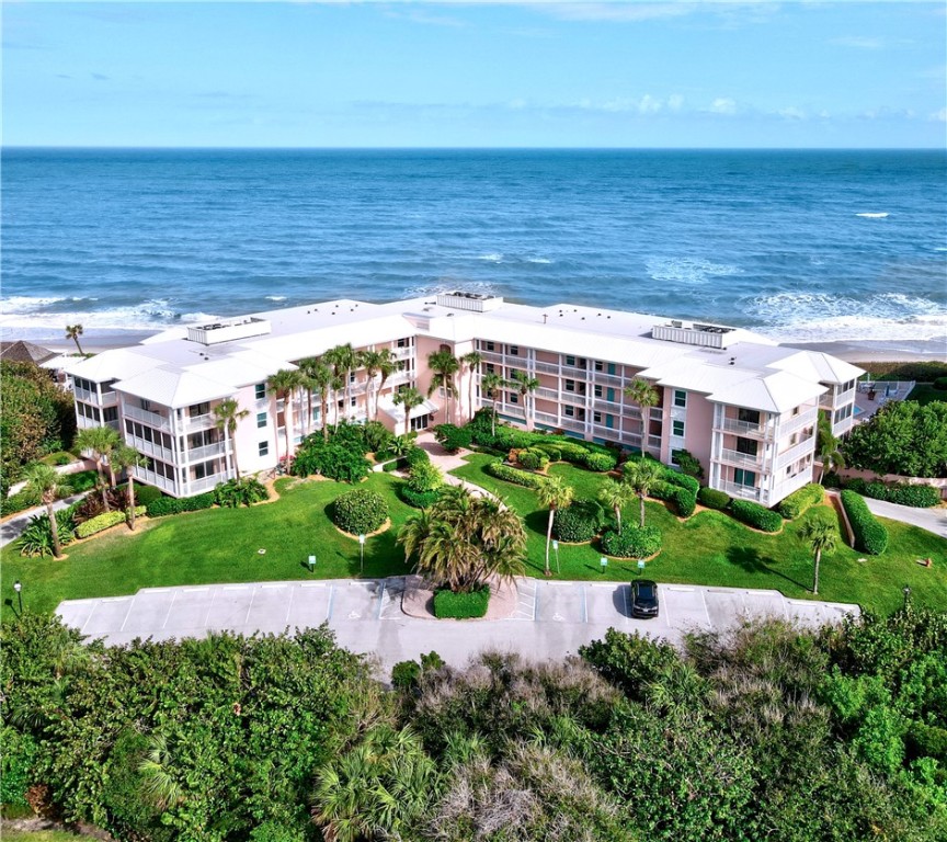 8840 S Sea Oaks Way 203
