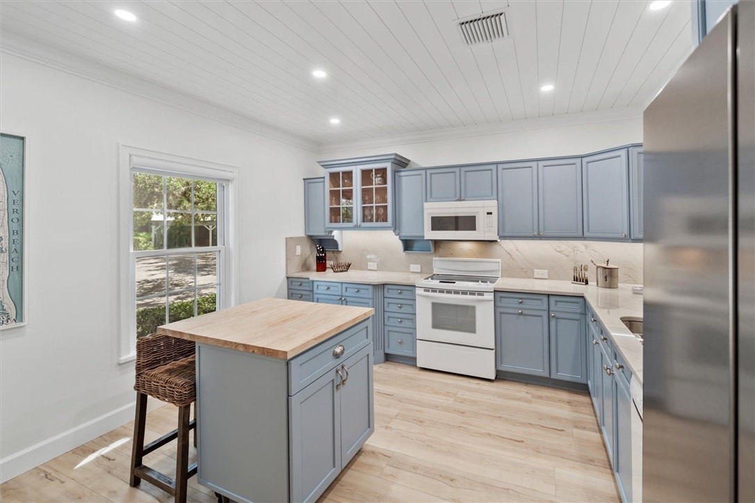 1315 Palmetto Court 111