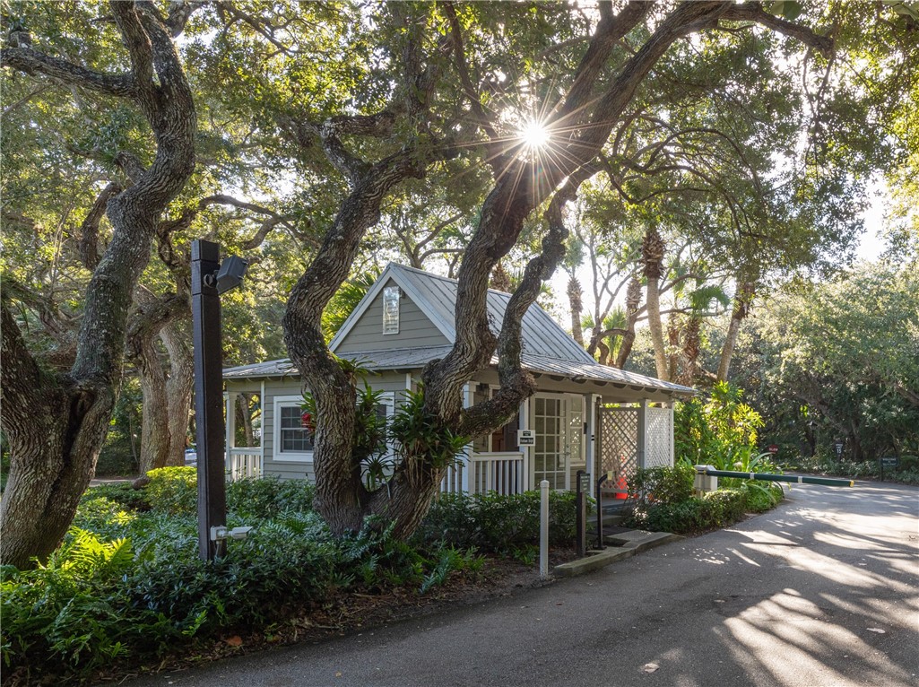 8880 N Sea Oaks Way 302