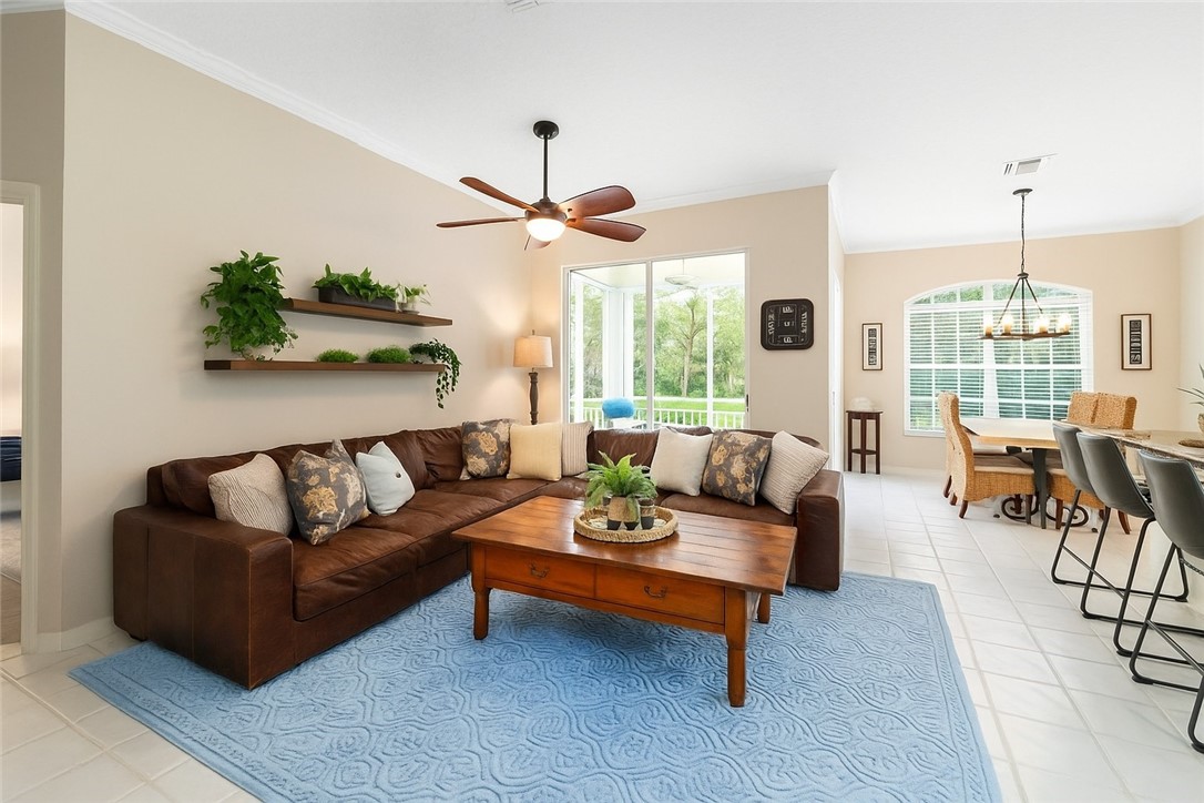 1440 Winding Oaks Circle W A204