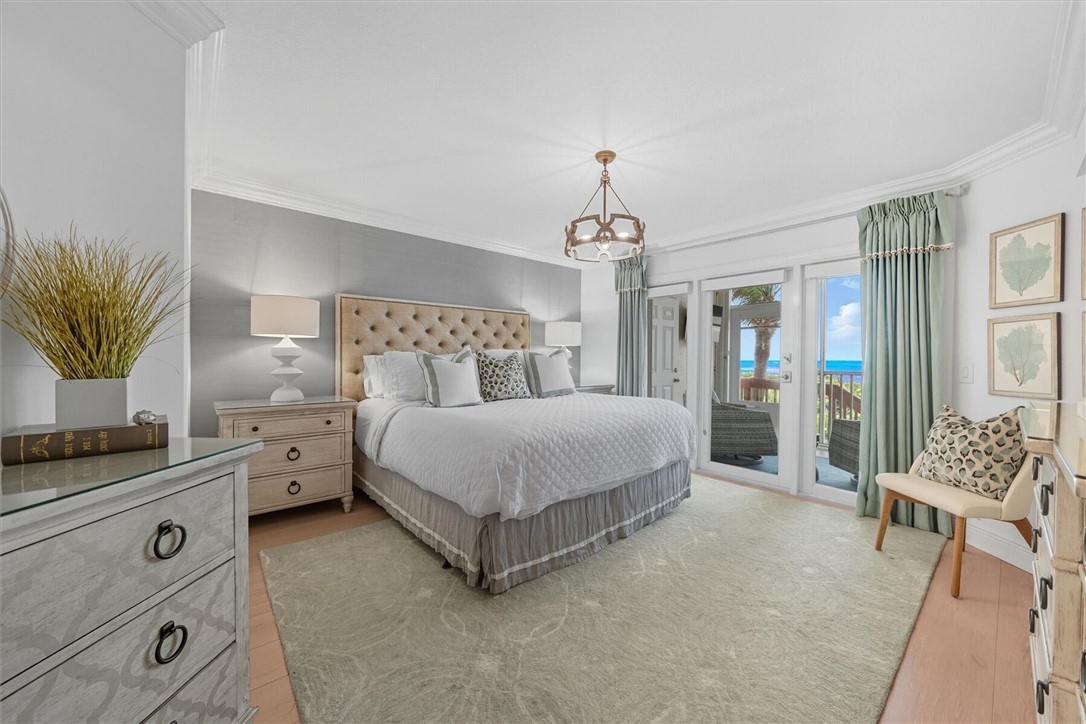 8880 N Sea Oaks Way 103