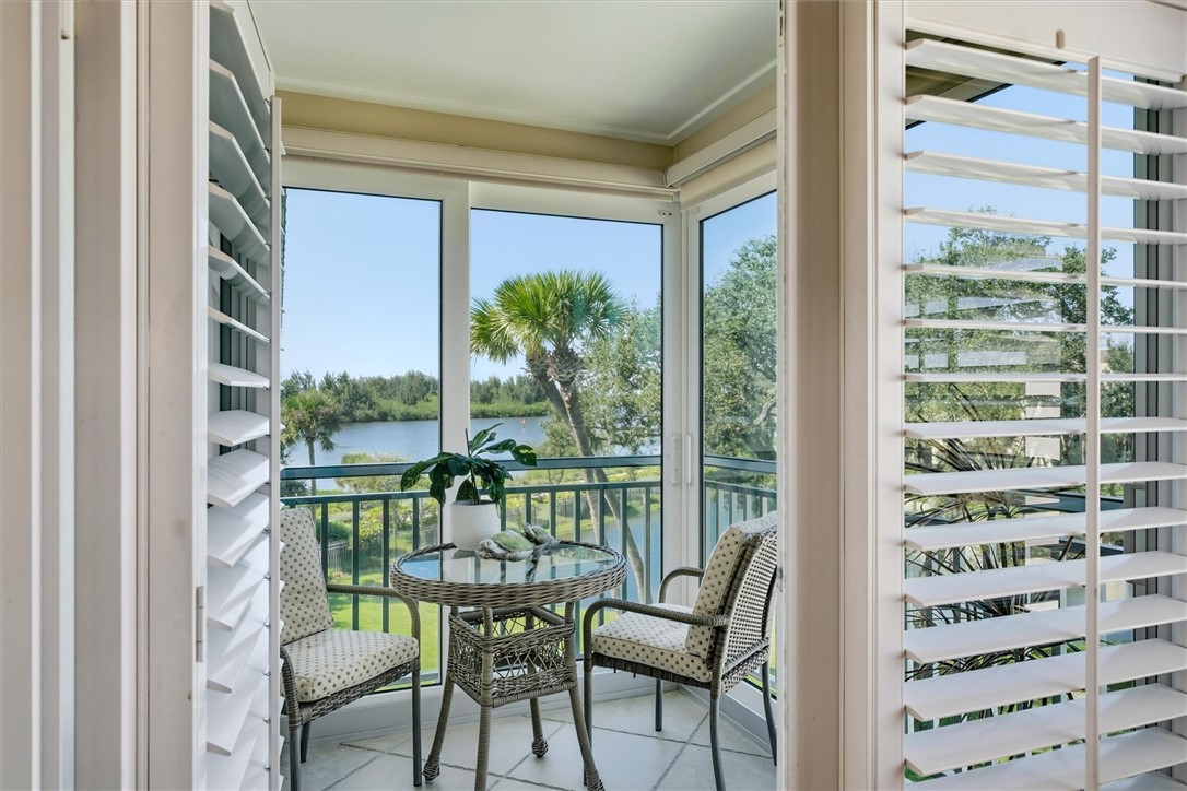 8825 W Orchid Island Circle 506