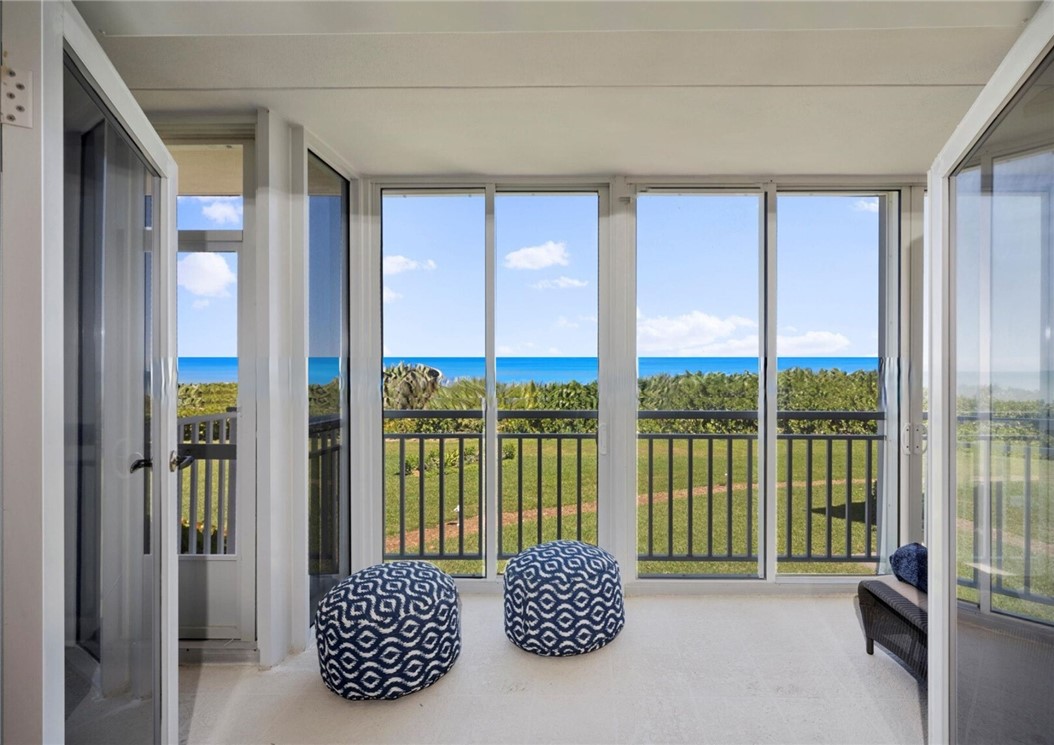 8824 S Sea Oaks Way 102