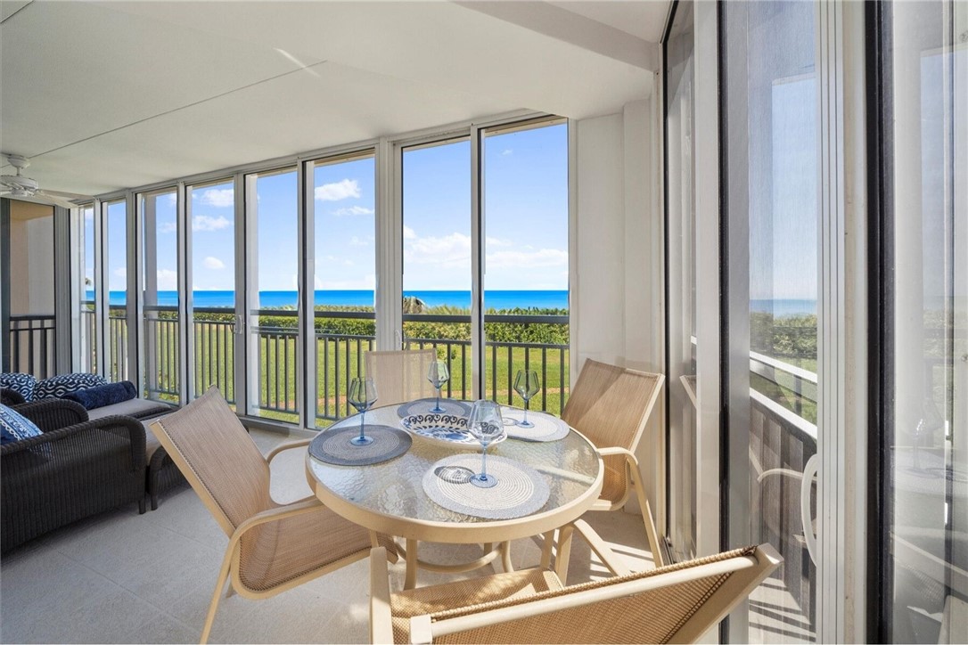 8824 S Sea Oaks Way 102