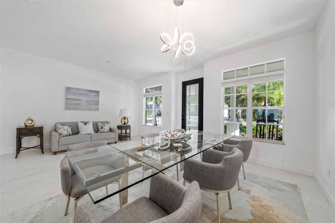 1715 N Orchid Island Circle