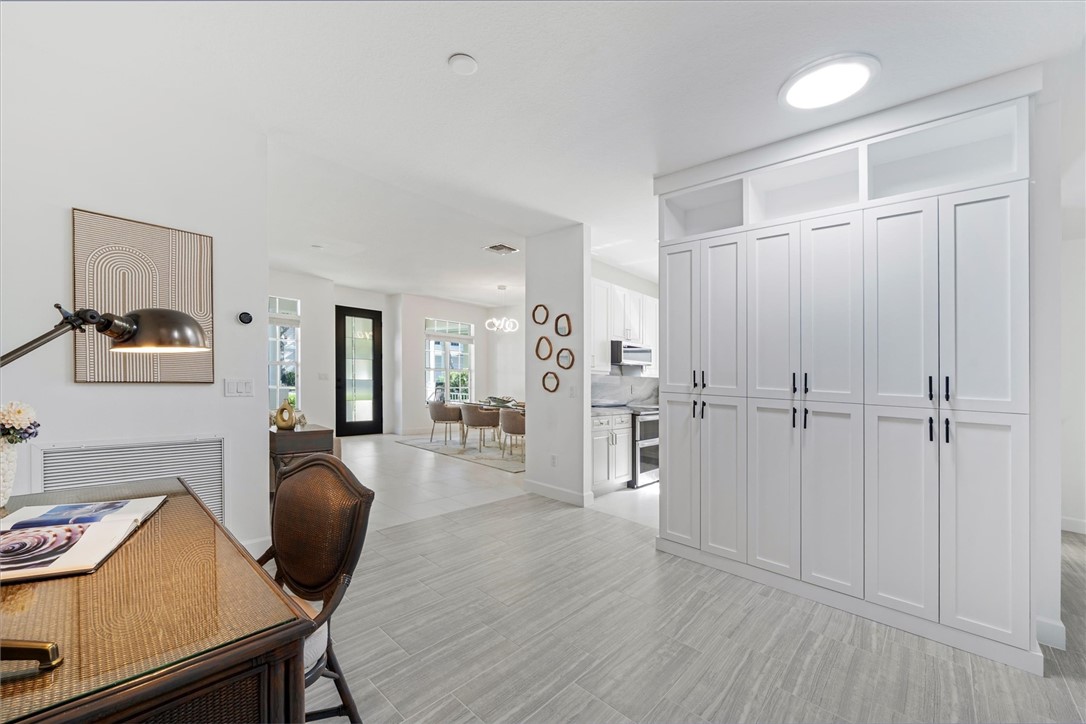 1715 N Orchid Island Circle