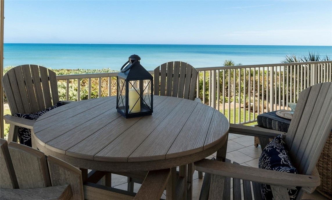 8814 S Sea Oaks Way 303