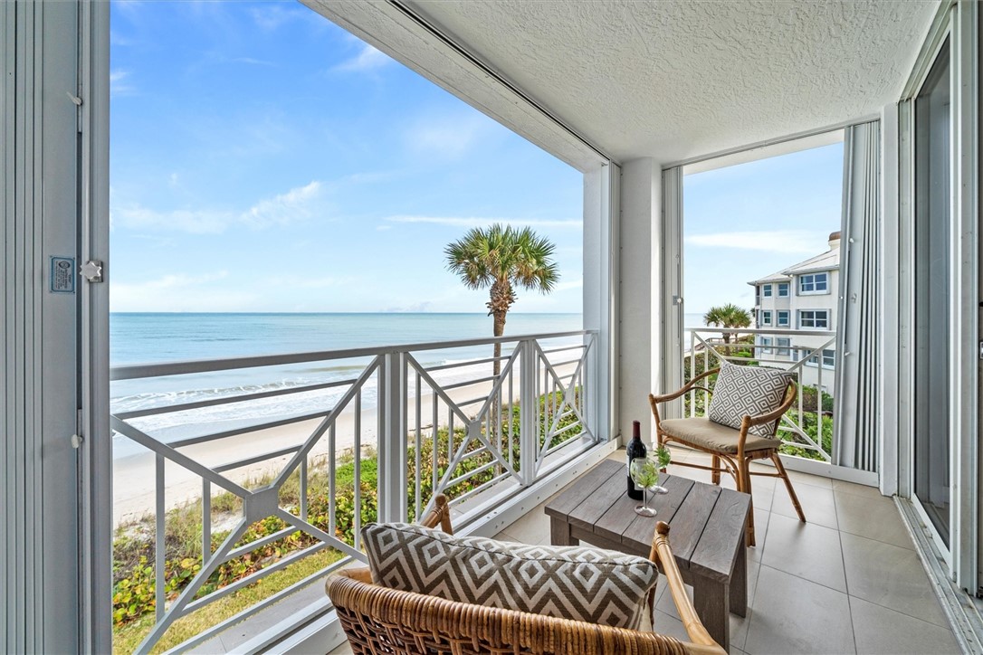 8890 N Sea Oaks Way 104