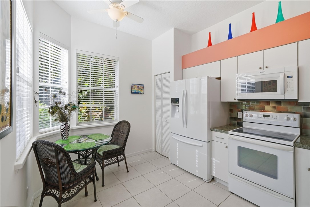 1440 Winding Oaks Circle W A202