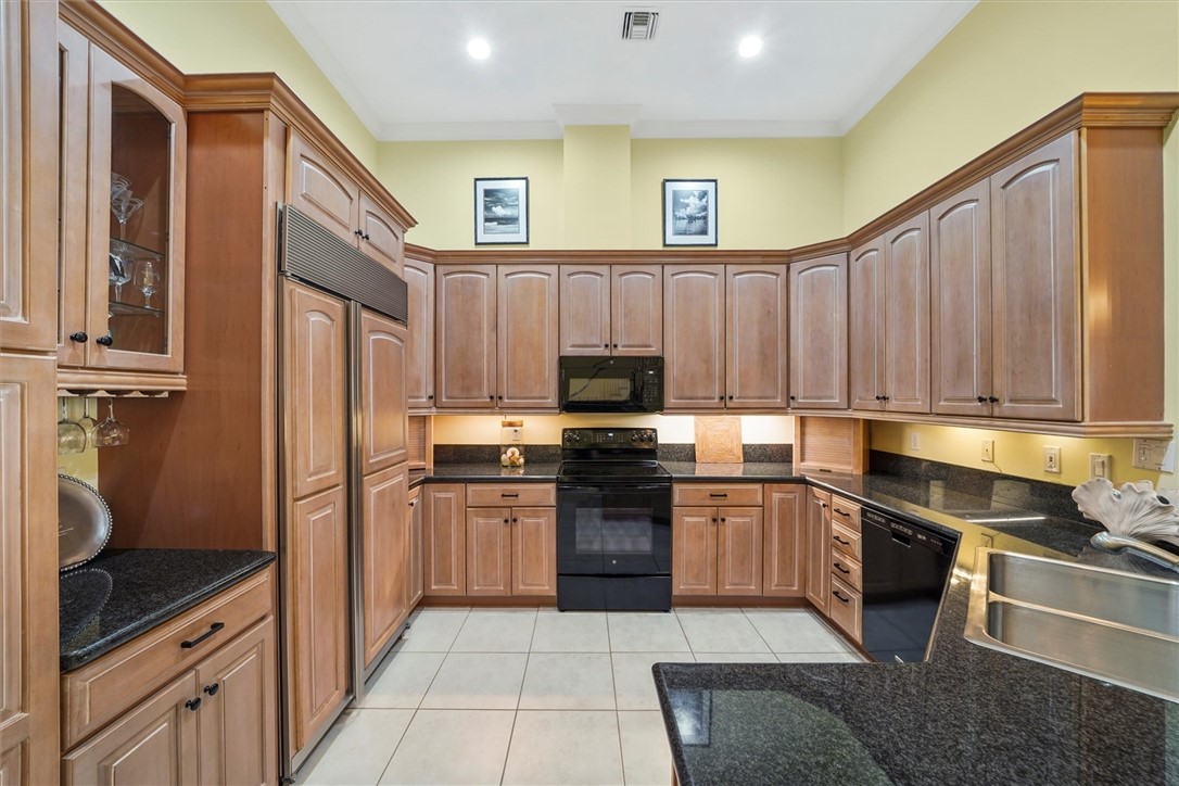 8779 E Orchid Island Circle