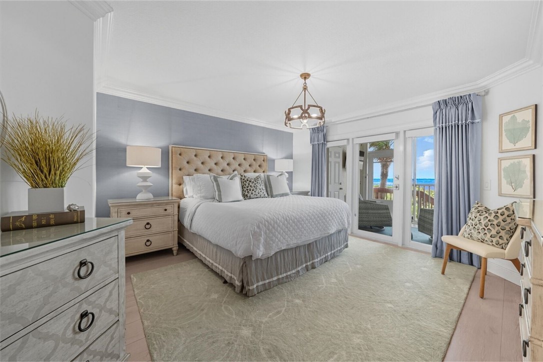 8880 N Sea Oaks Way 103