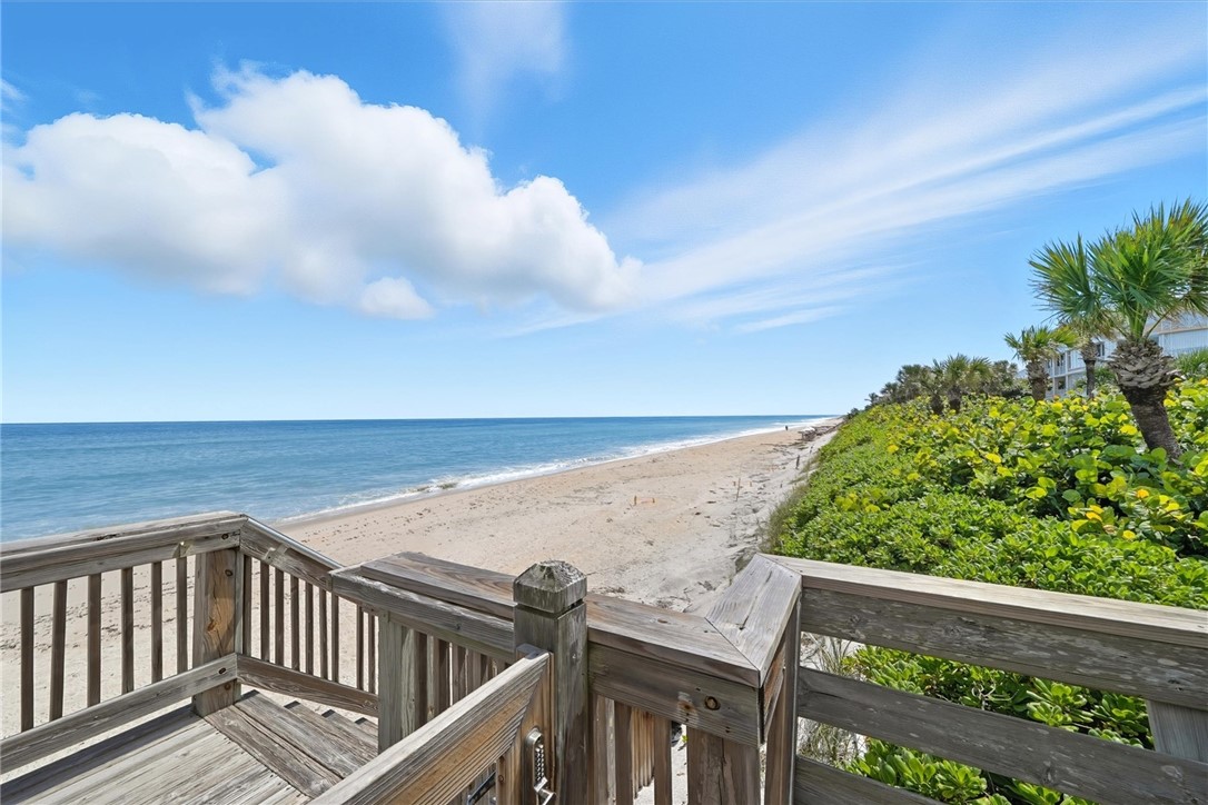 8880 N Sea Oaks Way 103