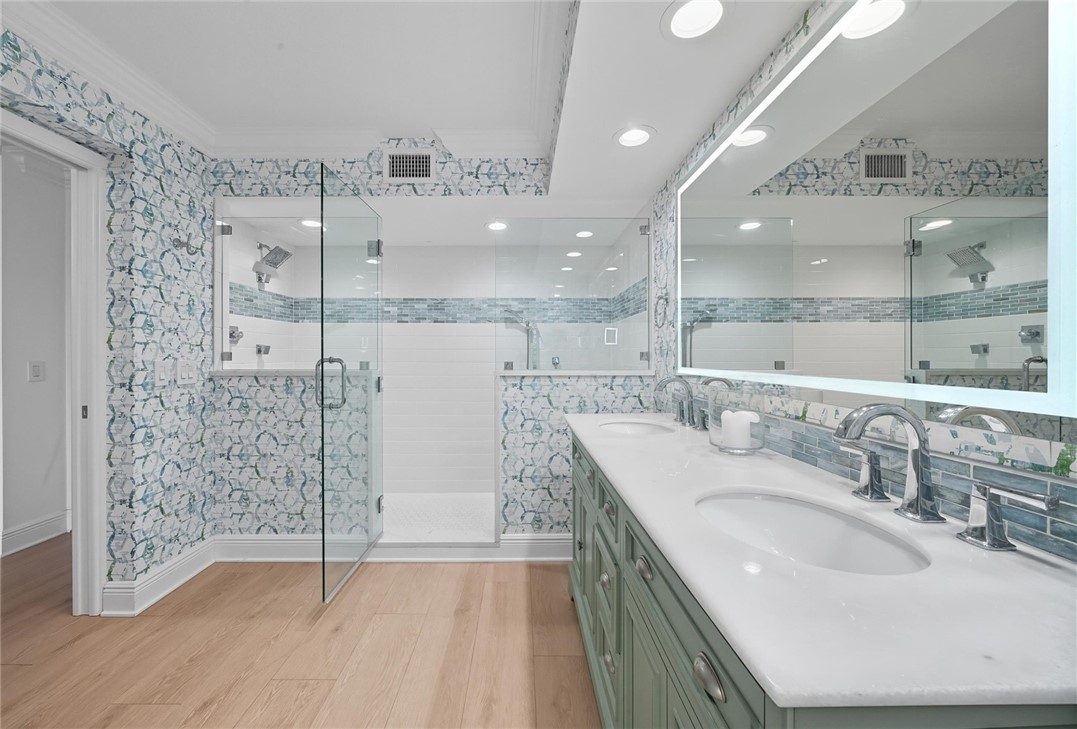 8880 N Sea Oaks Way 103