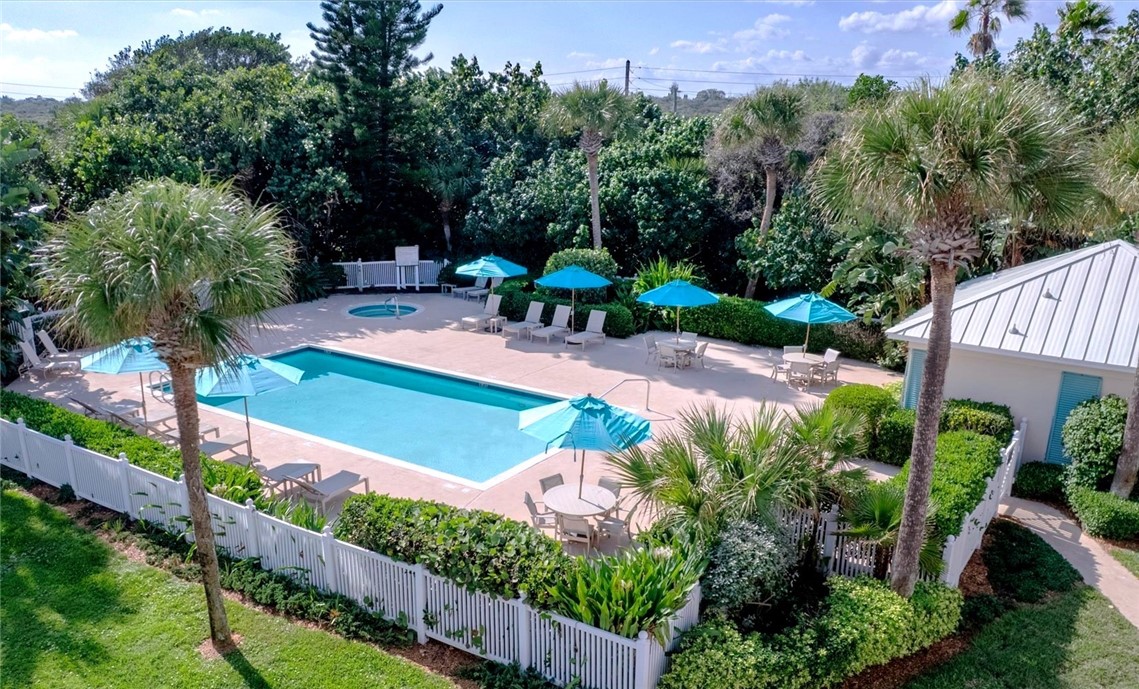 8810 S Sea Oaks Way 406