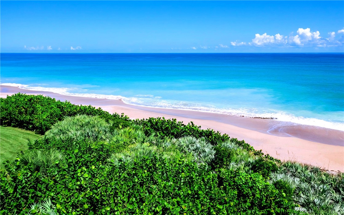 8810 S Sea Oaks Way 406