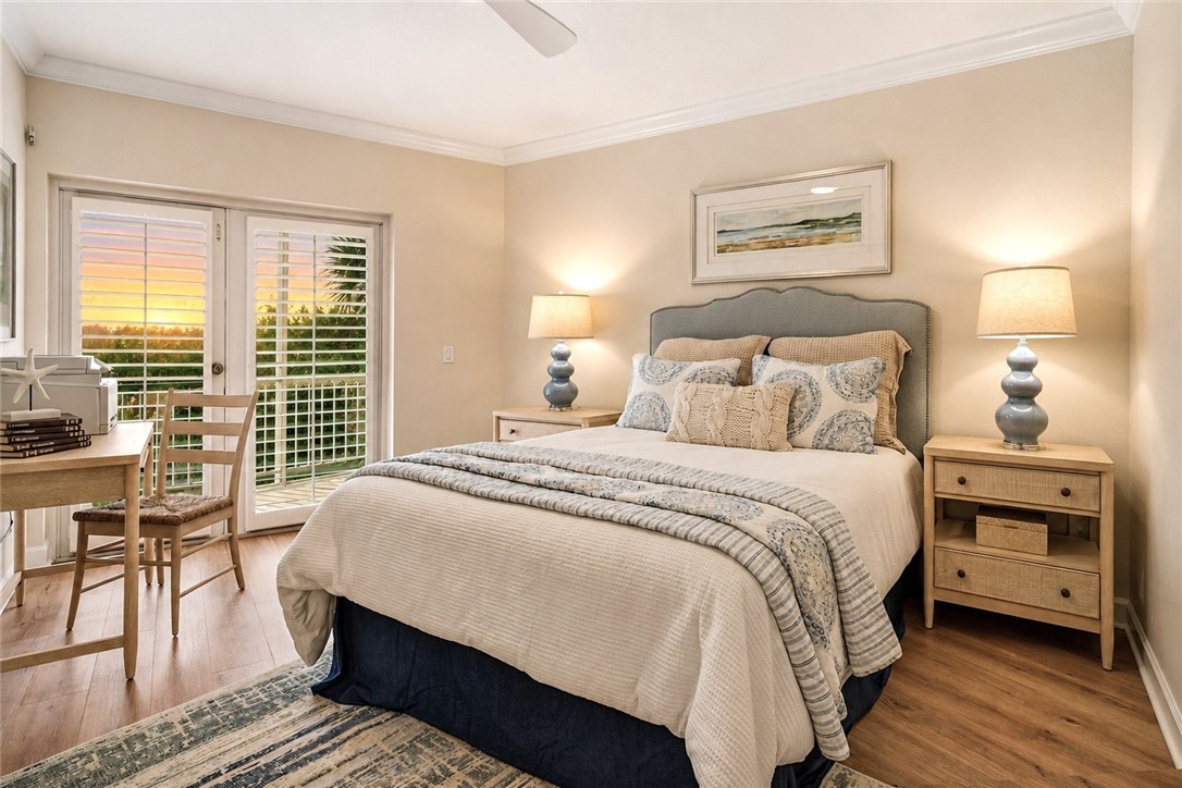 8814 S Sea Oaks Way 304