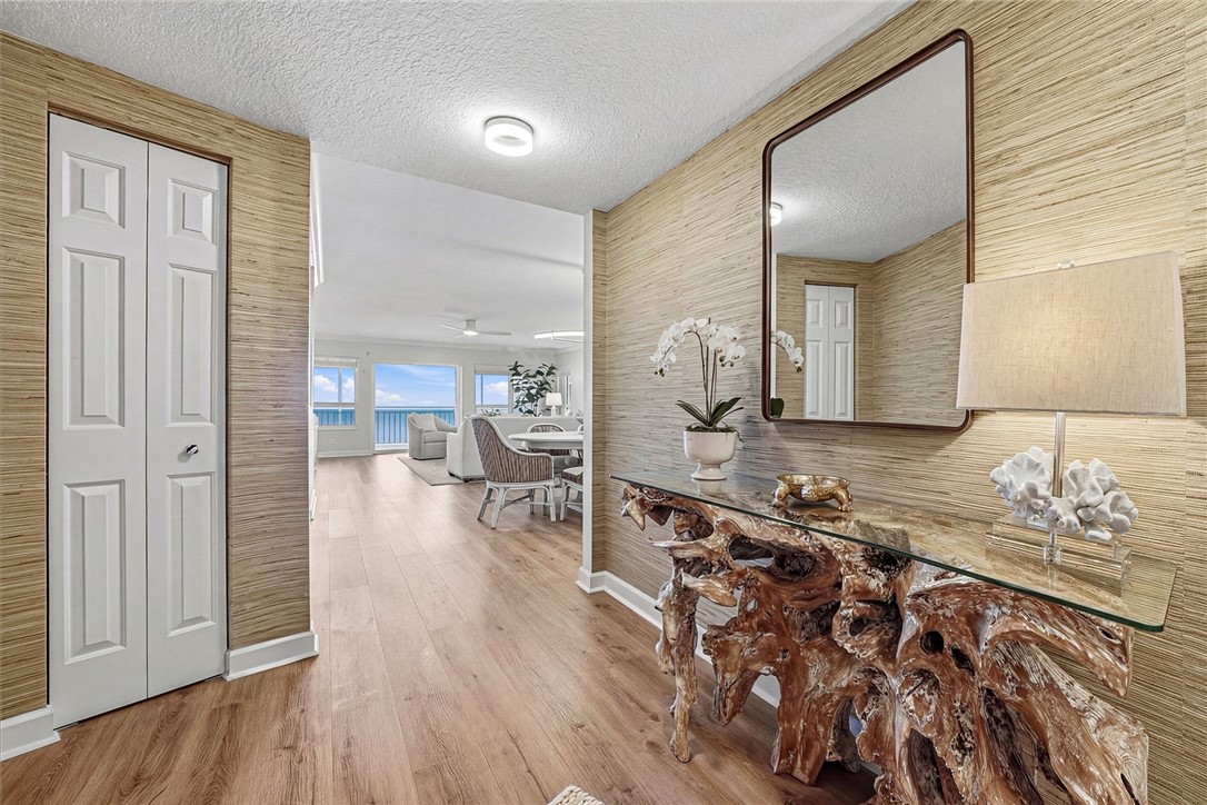 8814 S Sea Oaks Way 304