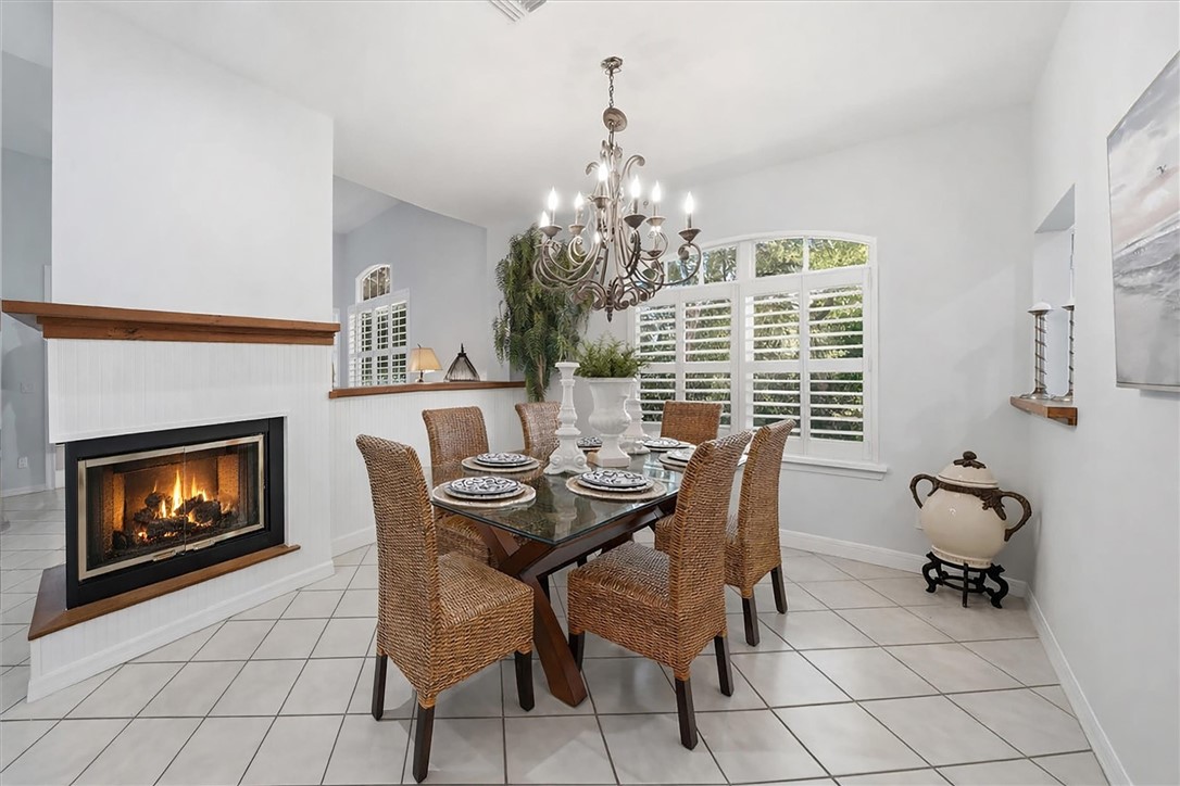 8839 Lakeside Circle