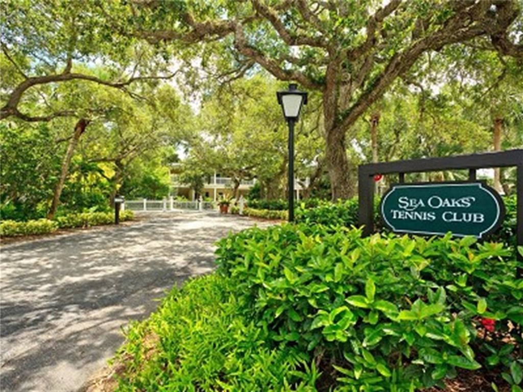 8880 N Sea Oaks Way 302