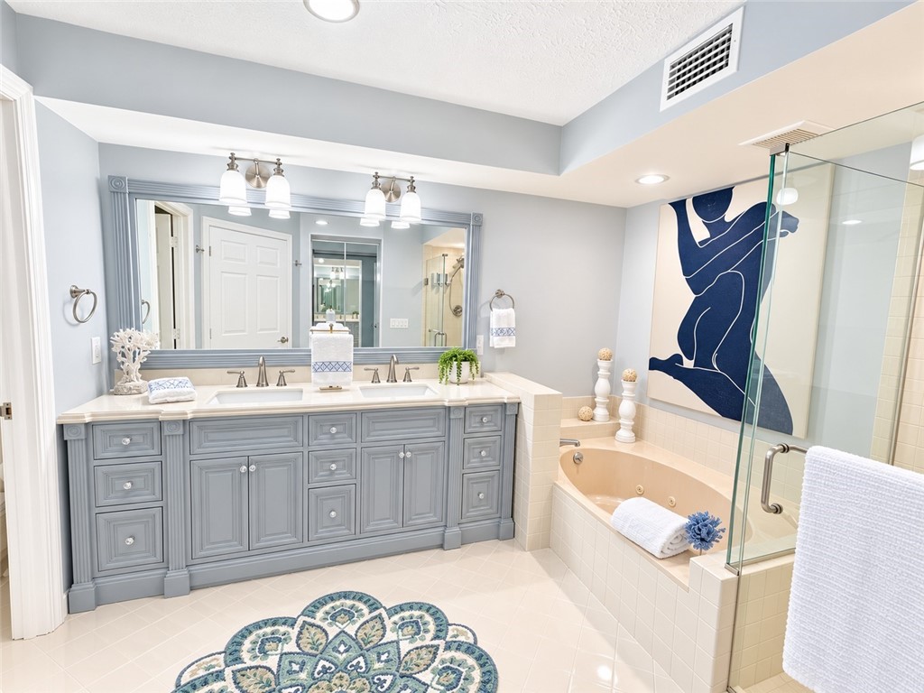 8880 N Sea Oaks Way 302