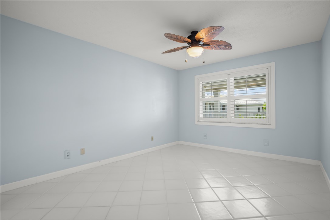 8880 N Sea Oaks Way 302