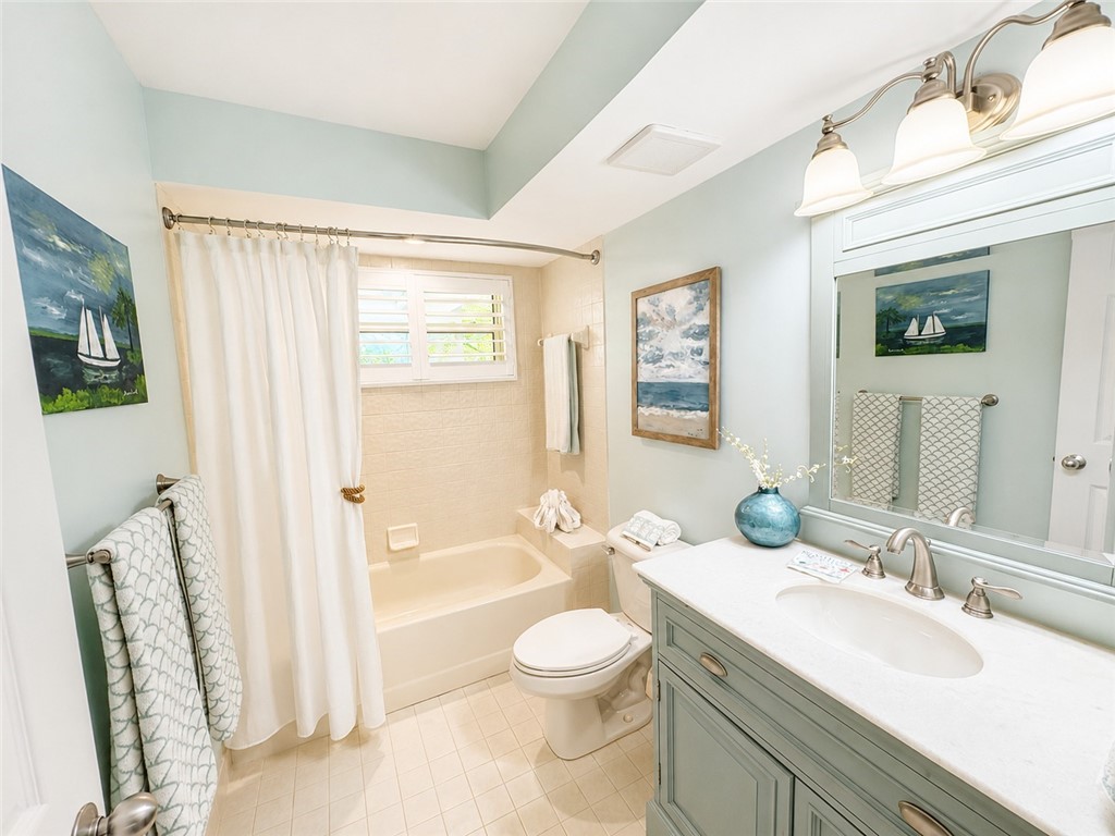 8880 N Sea Oaks Way 302