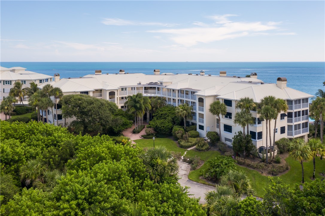 8880 N Sea Oaks Way 302