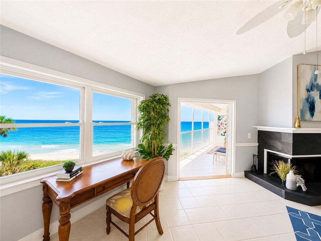 8880 N Sea Oaks Way 302