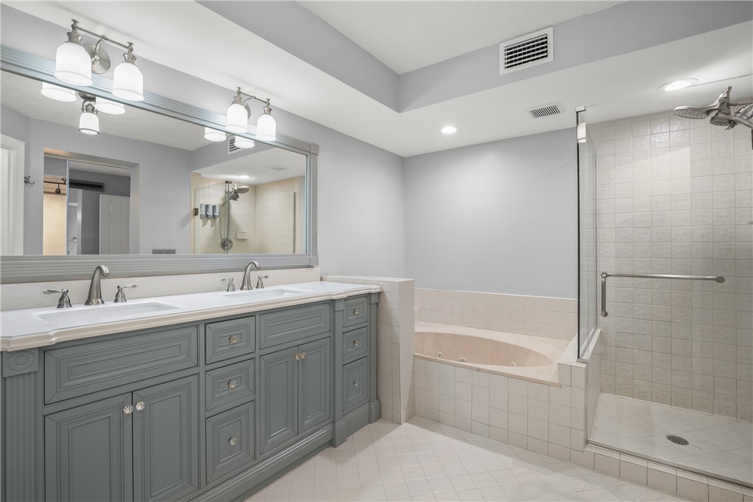 8880 N Sea Oaks Way 302