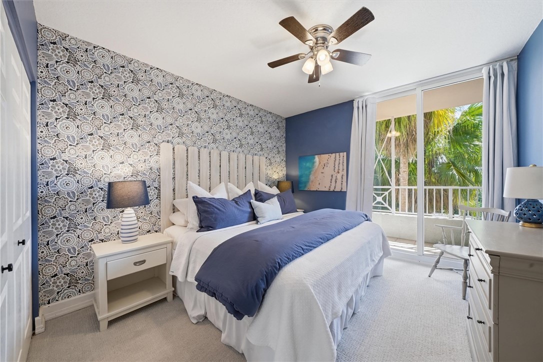 8866 S Sea Oaks Way 202