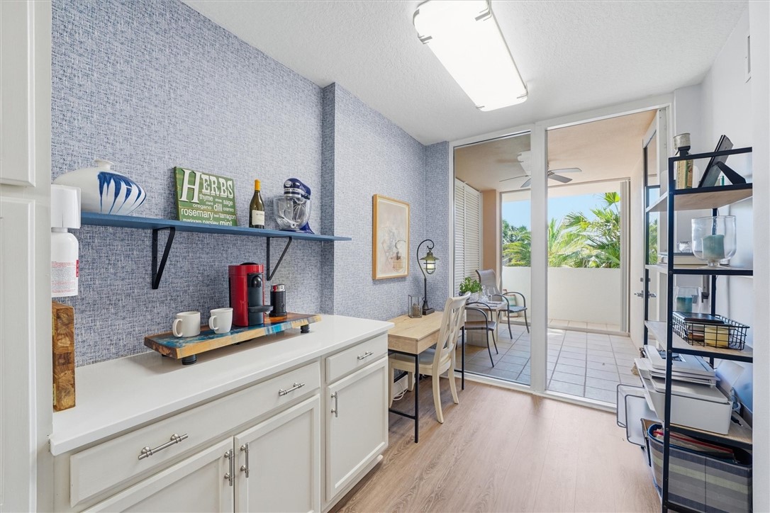 8866 S Sea Oaks Way 202