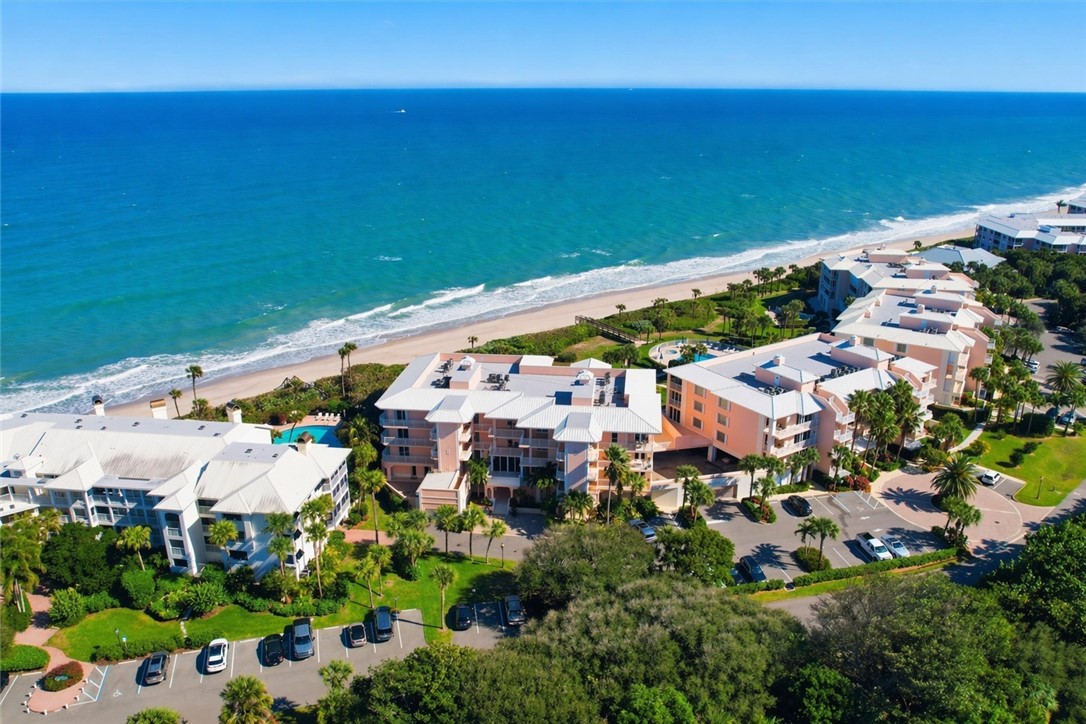 8866 S Sea Oaks Way 202