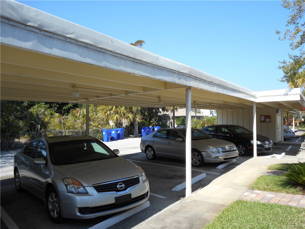 4009 Silver Palm Drive 3