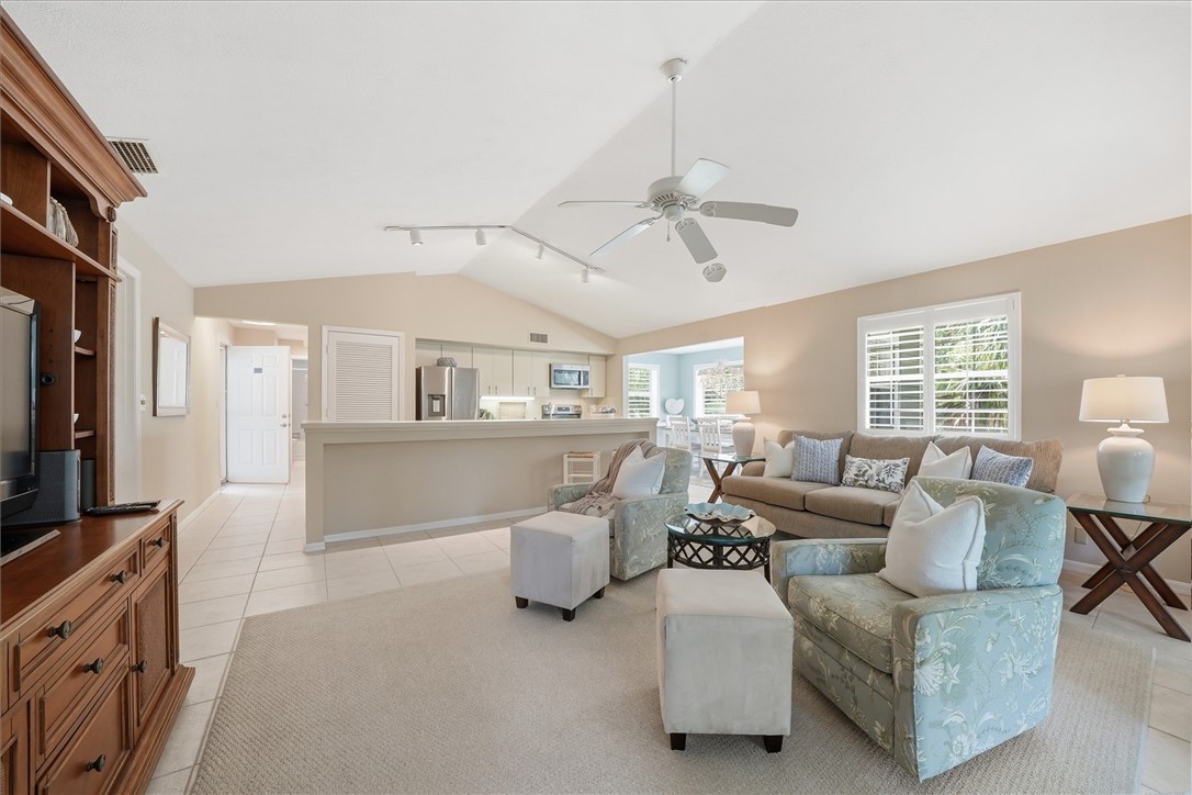 1275 Winding Oaks Circle E 705
