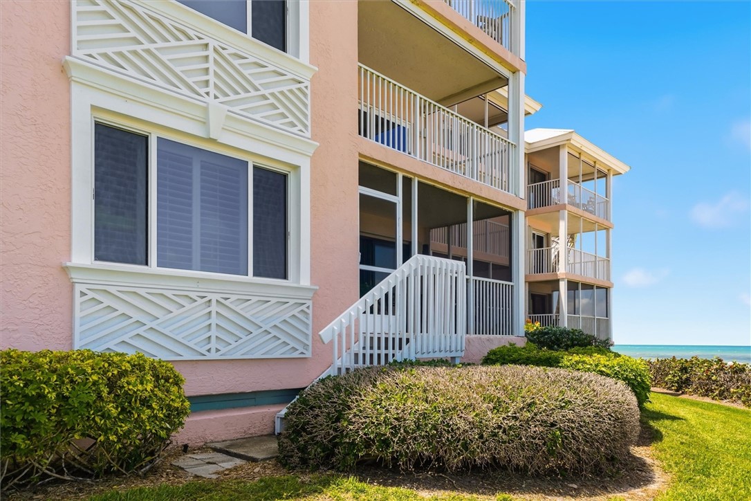 8830 S Sea Oaks Way 106