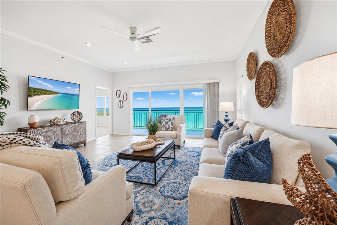 8814 S Sea Oaks Way 306